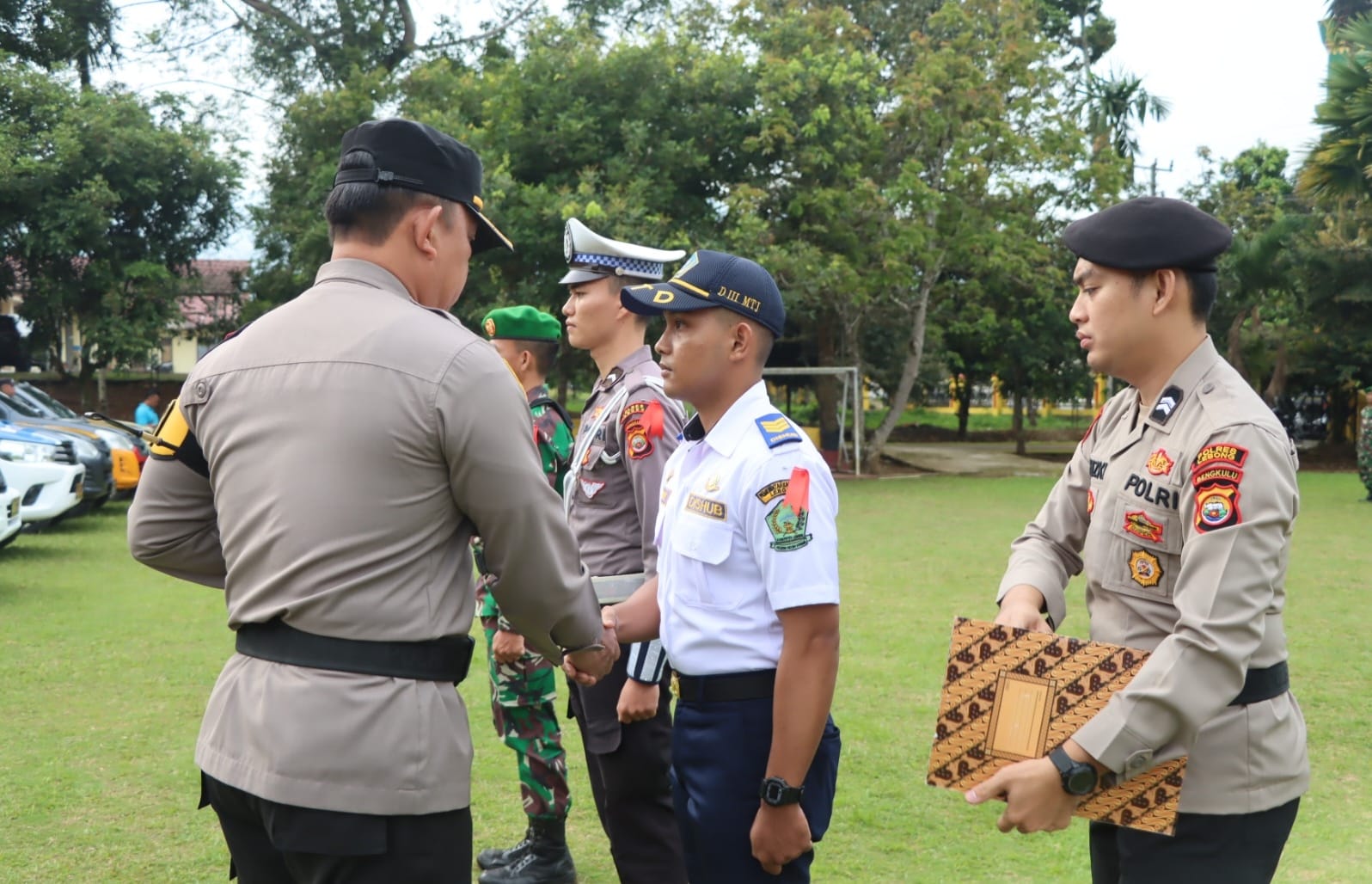 Sambut Natal 2023 dan Tahun Baru 2024, Polres Lebong Gelar Apel Pasukan Ops Lilin