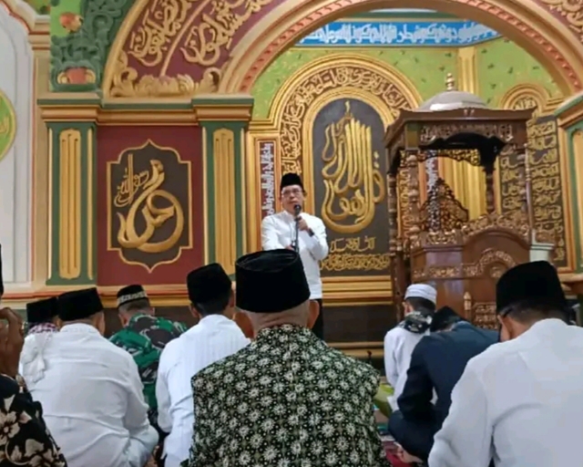 Wako Ahmadi Safari Ramadhan Jum'at di Masjid Jami 9 Luhah Koto Baru