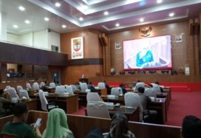 “Terima kasih yang sebesar-besarnya serta penghargaan yang setinggi-tingginya kepada pimpinan DPRD dan seluruh anggota DPRD Musi Rawas yang telah bekerja keras membahas 7 Raperda Kabupaten Musi Rawas tersebut, tentunya hal itu merupakan suatu prestasi yang sangat signifikan bagi keberlangsungan pelaksanaan fungsi legislasi oleh DPRD Kabupaten Musi Rawas,” paparnya. (Adv)